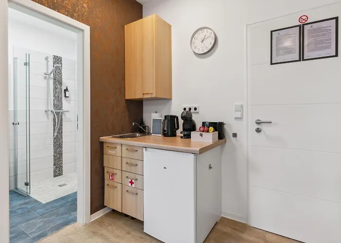 Vorstadtoase Fuer 3 - Queensize-bett, Schlafcouch, Parkplatz & Netflix - Naehe Ber شقة Eichwalde